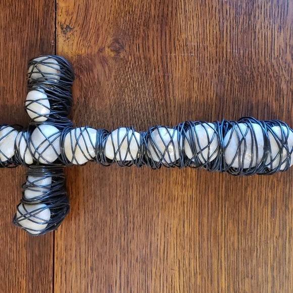 Cross Handcrafted with thick Wire and Stones - Picture 3 of 14